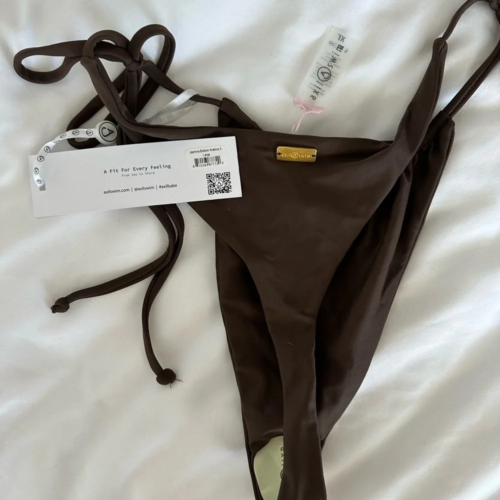 AXIL SWIM BIKINI SET - Picture 9 of 9